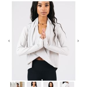 Zyia Yoga Shawl, Sz M